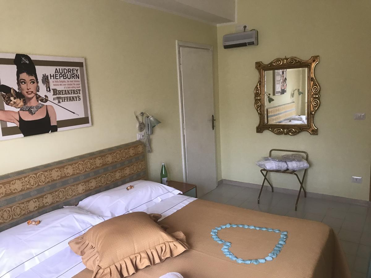 Hotel Astoria & Ninfea Spa Фиджи Экстерьер фото