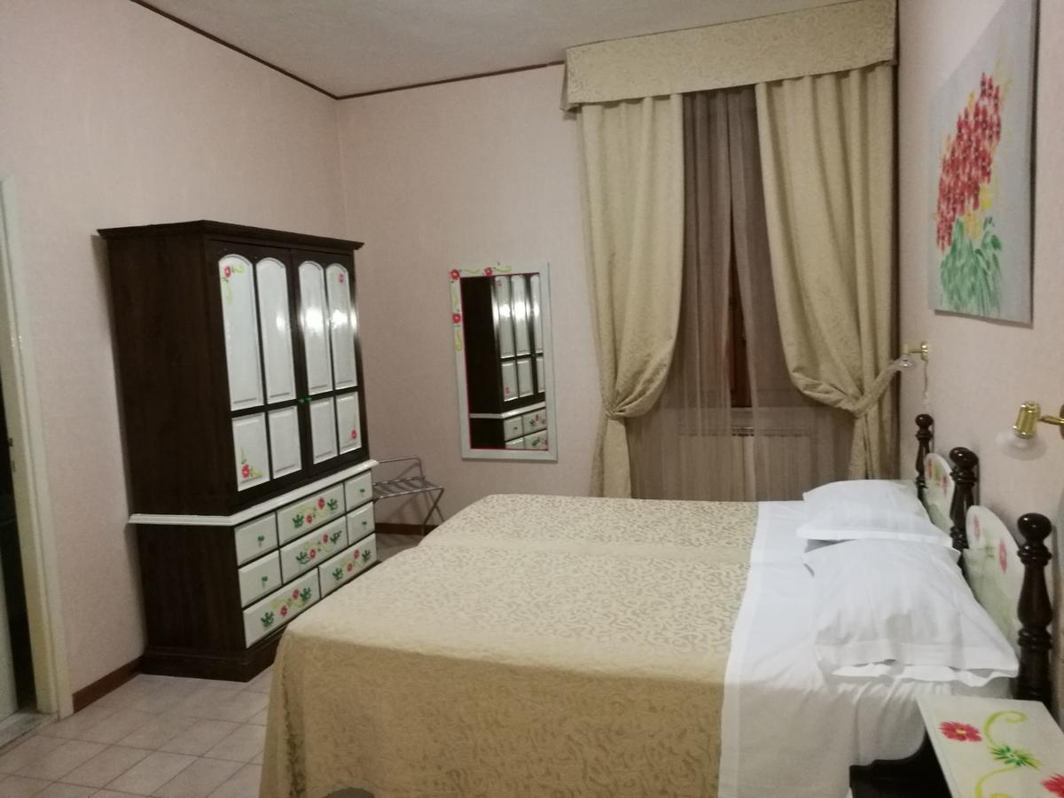 Hotel Astoria & Ninfea Spa Фиджи Экстерьер фото